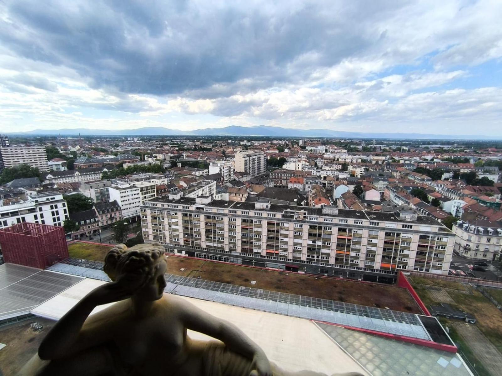 Retro Romance In Mulhouse Exterior foto
